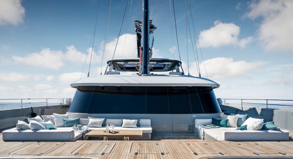 GREY B yacht charter 2