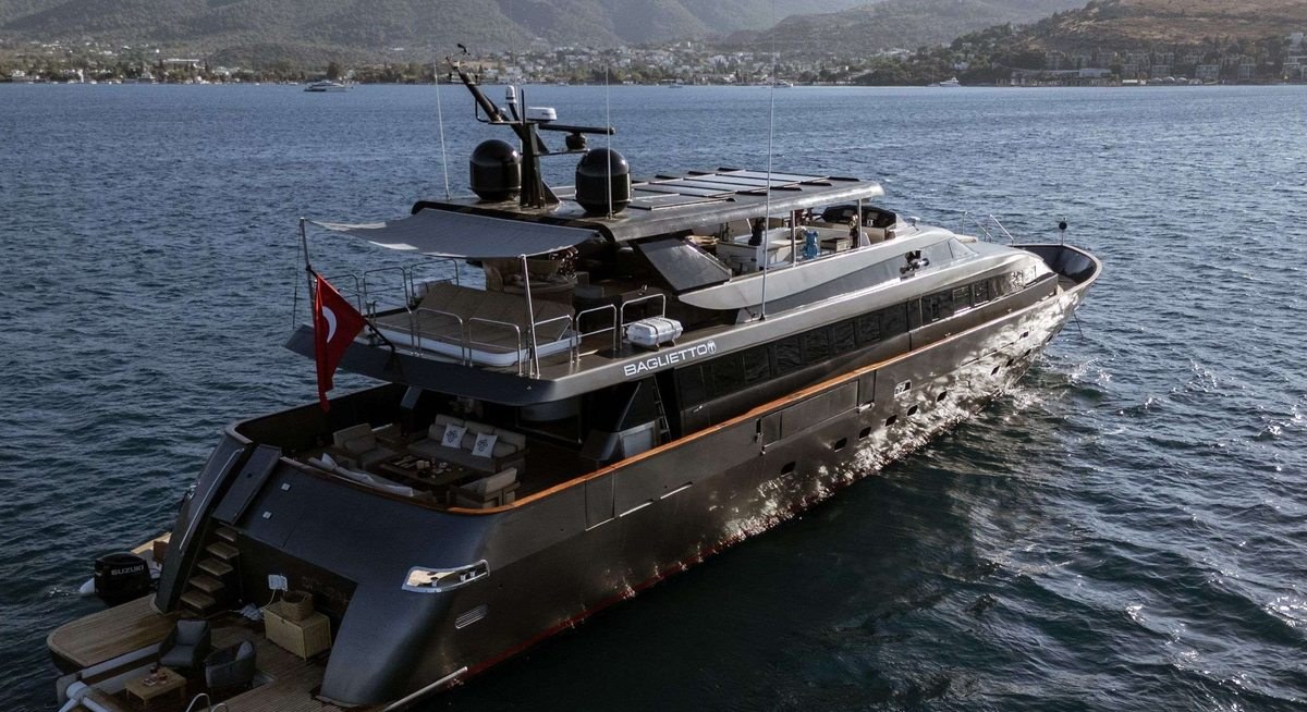GULSAH yacht charter 3