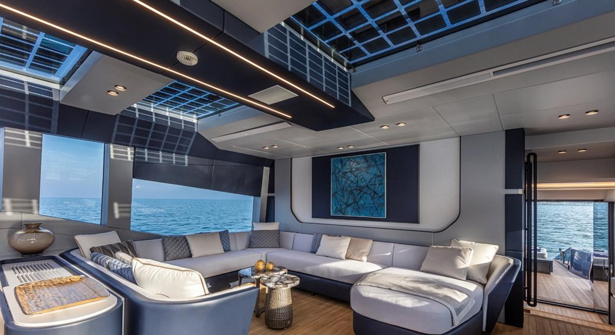 HAZE yacht charter 5