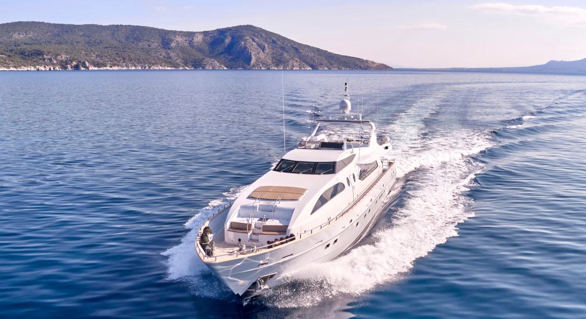 HELIOS yacht charter 5
