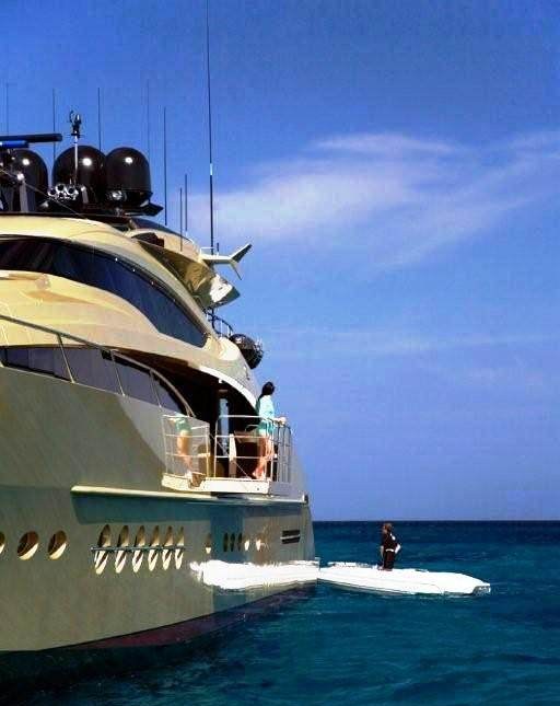 HOKULANI yacht charter 2