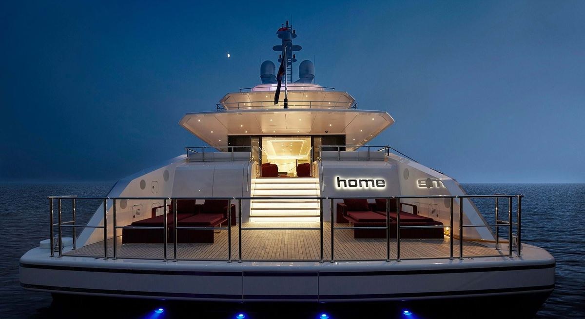 HOME yacht charter 5
