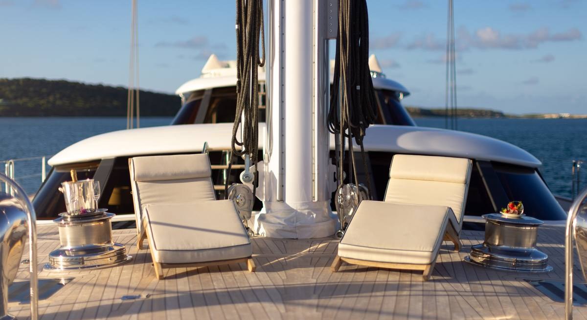 HYPERION yacht charter 4