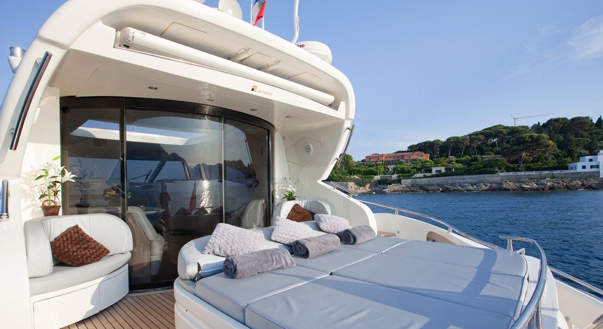 ICARE yacht charter 5