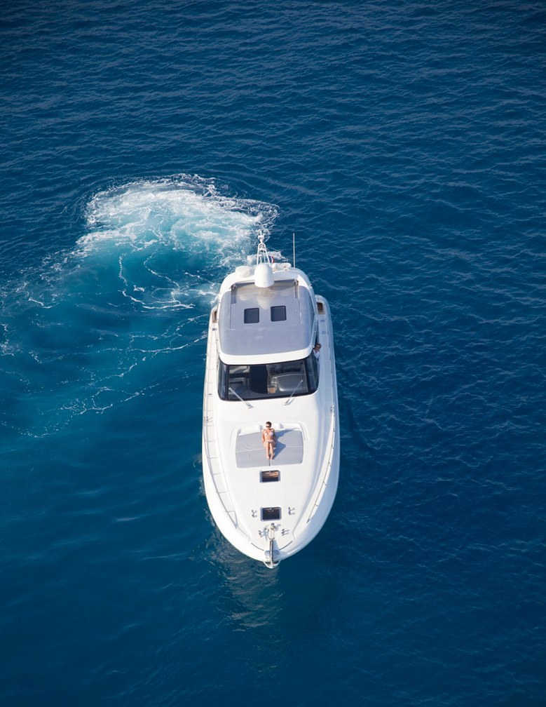 ICARE yacht charter 2