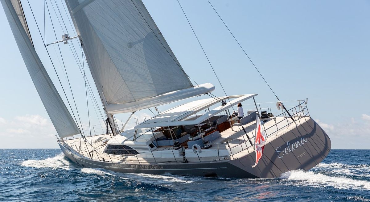 IL MIO CANTO LIBERO yacht charter 5