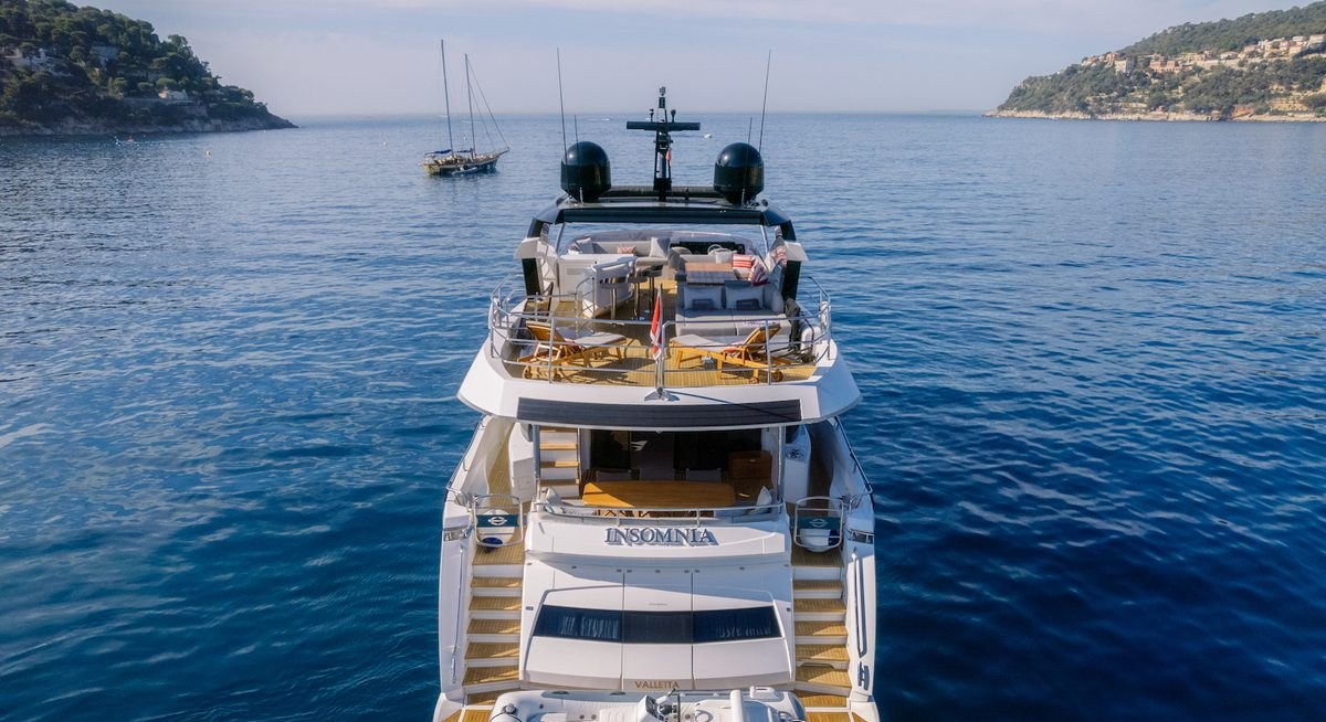 INSOMNIA yacht charter 5