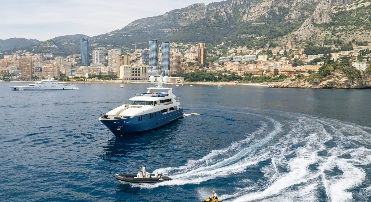 IRAMA yacht charter 4