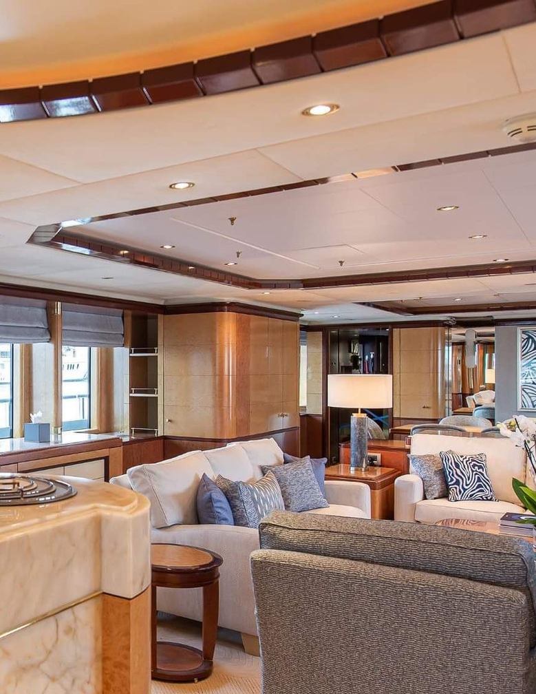 تأجير يخت JAGUAR YACHT CHARTER