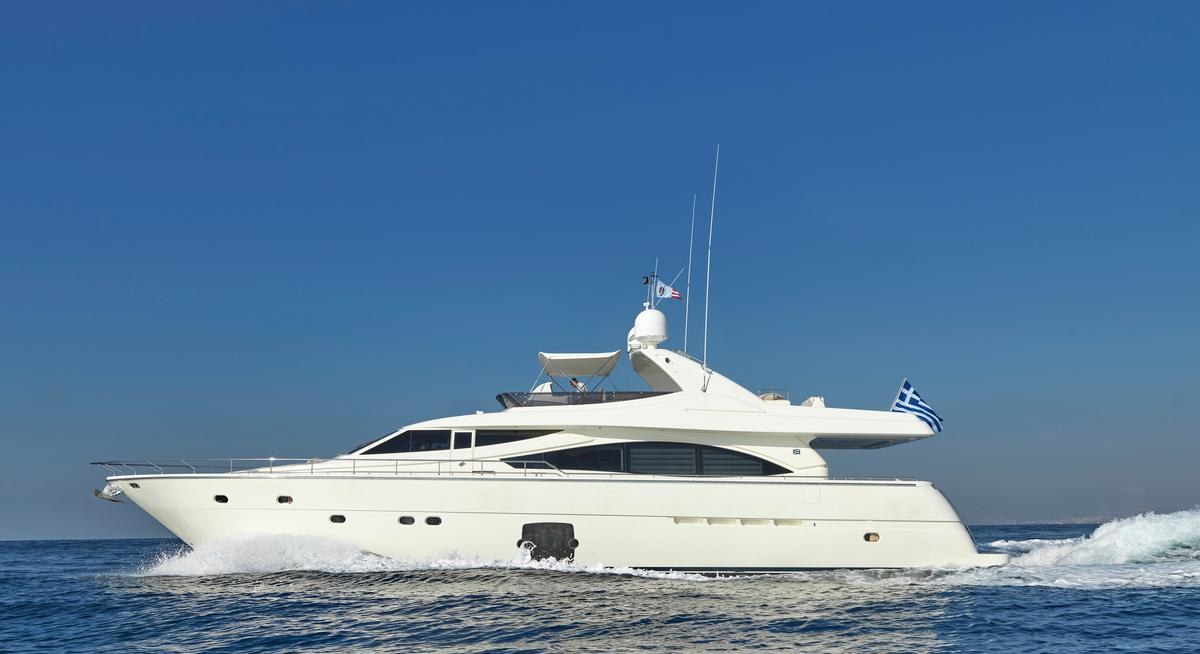 Yacht charter JULIE M YACHT CHARTER