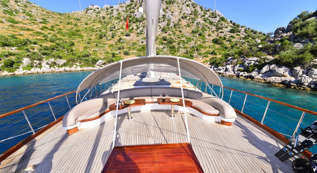 K MEHMET BUGRA yacht charter 2