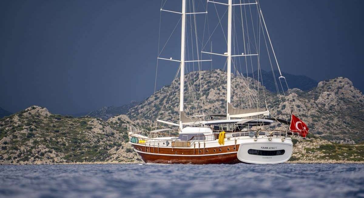 KAAN AYAZ yacht charter 2