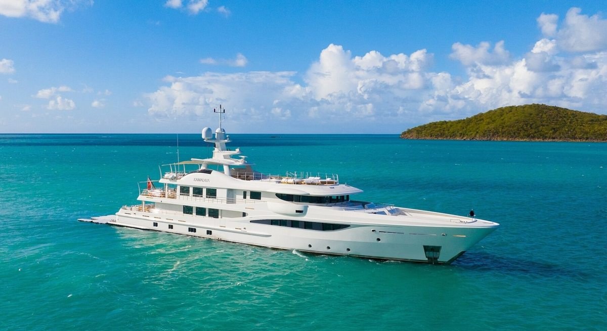 KAMALAYA yacht charter 1