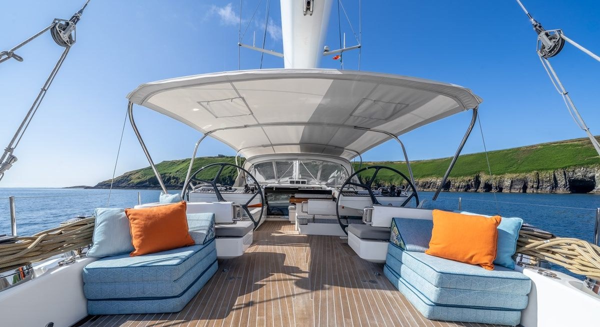 KARIBU yacht charter 3