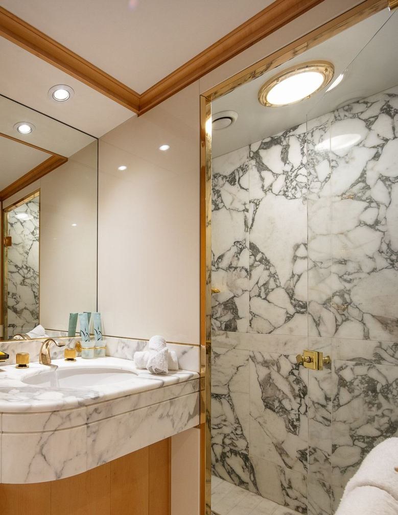 Yacht charter KASSANDRA YACHT CHARTER