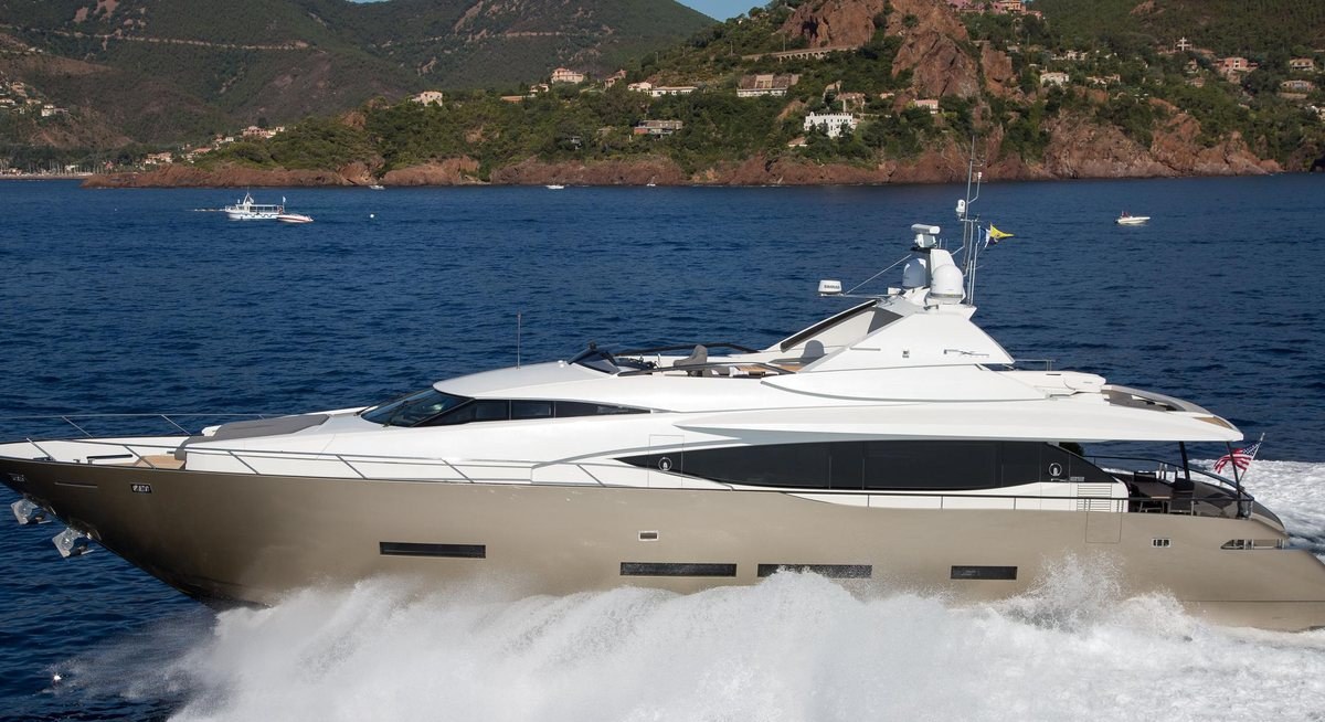 KEROS ISLAND yacht charter 1