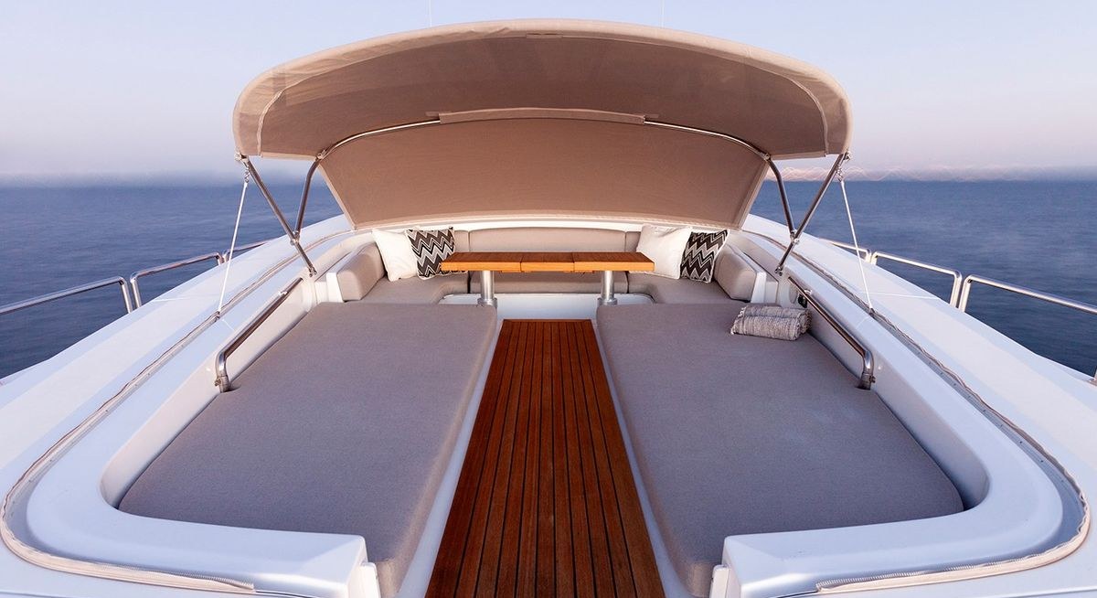 KIDI ONE yacht charter 2