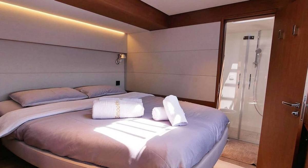 KINGFISHER V yacht charter 4