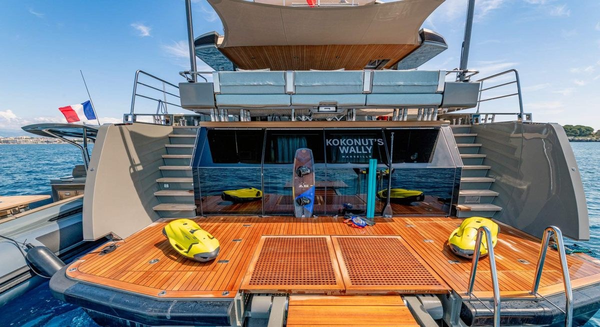 KOKONUT'S WALLY yacht charter 5