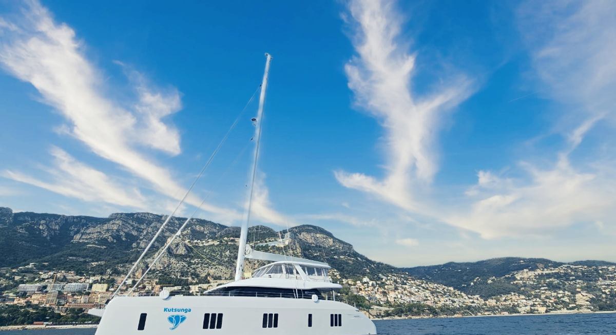 KUTSUNGA yacht charter 1