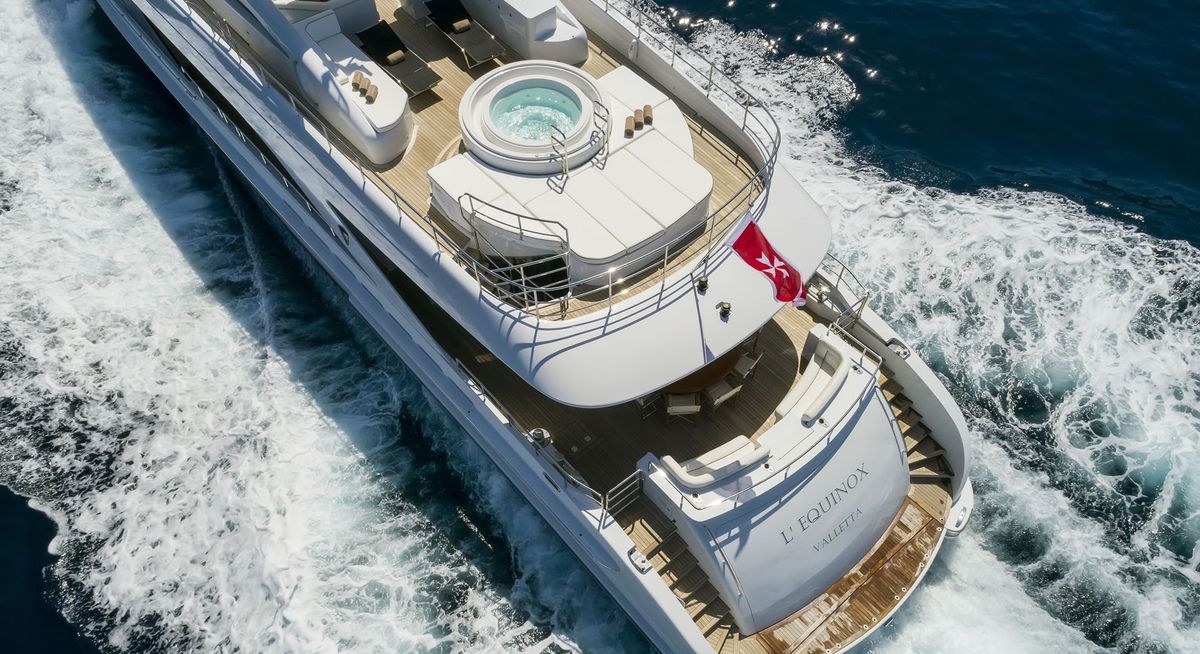 L'EQUINOX yacht charter 5