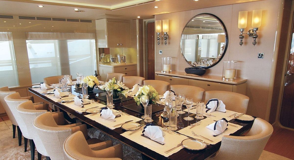 LADY DEE yacht charter 5