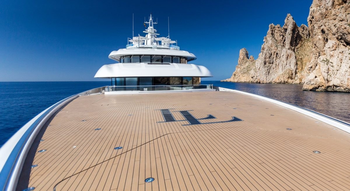 LADY LARA yacht charter 2