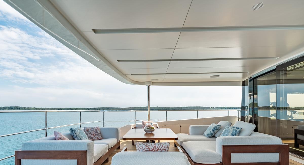 LADY MRD yacht charter 3