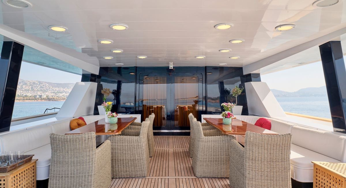 LADY RINA yacht charter 4
