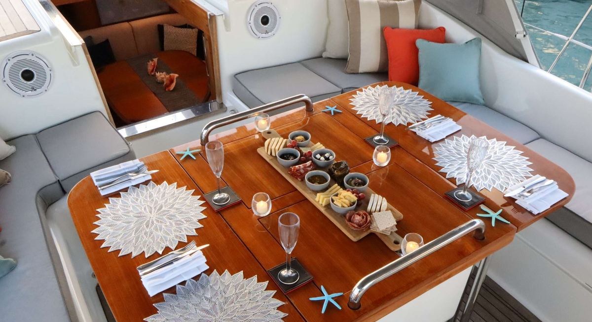 LAUGHING BUDDA yacht charter 3