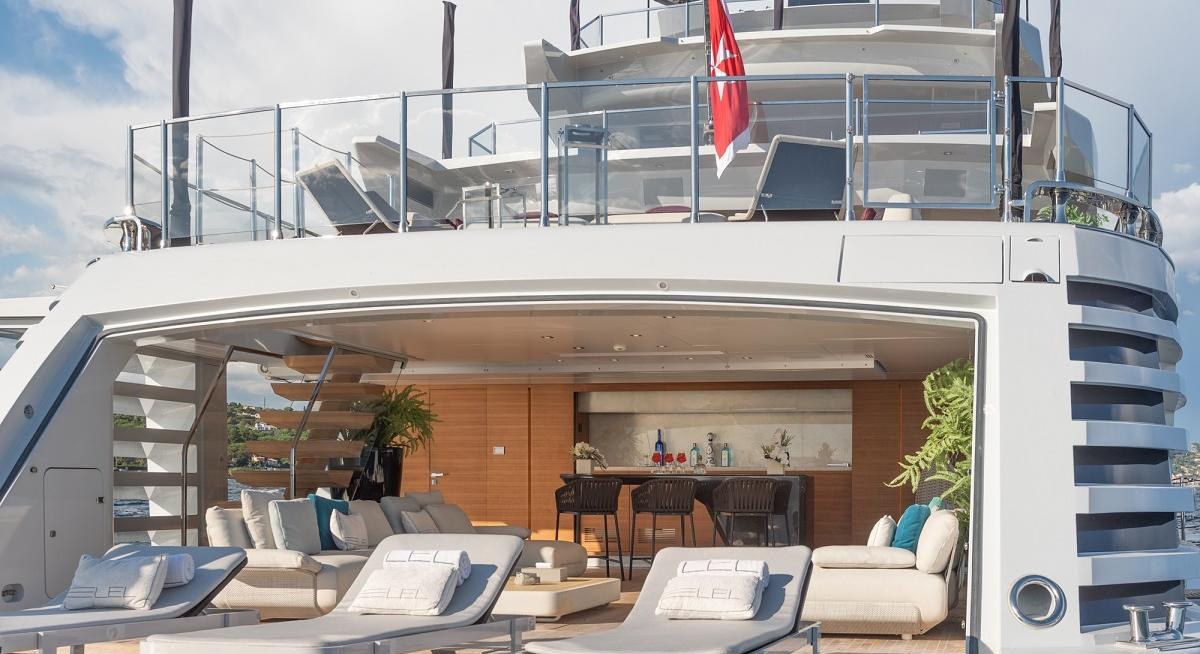 LEL yacht charter 4