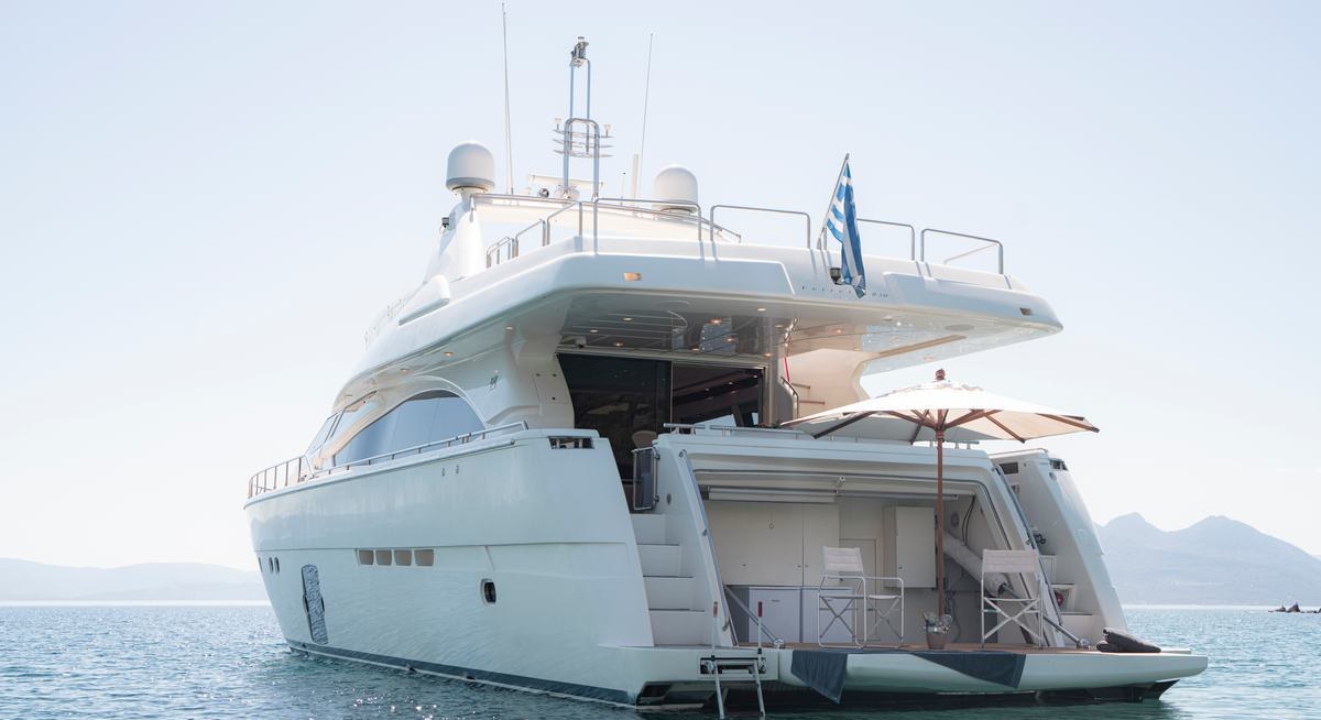 LIDIA yacht charter 5