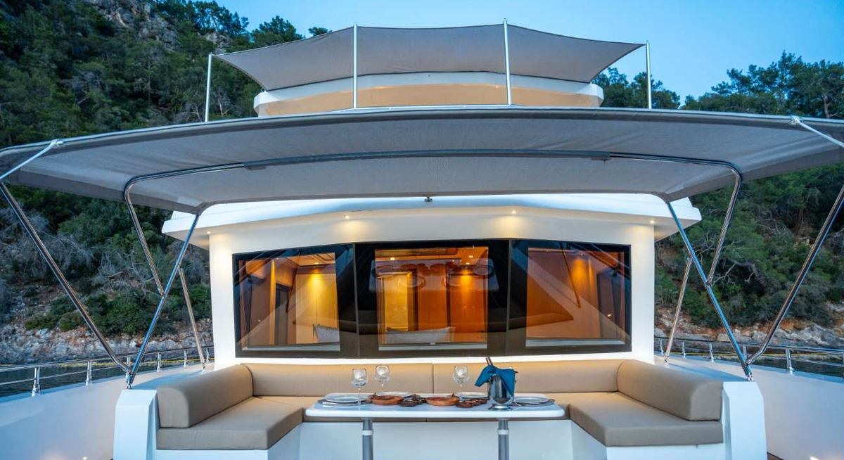 LILA yacht charter 2