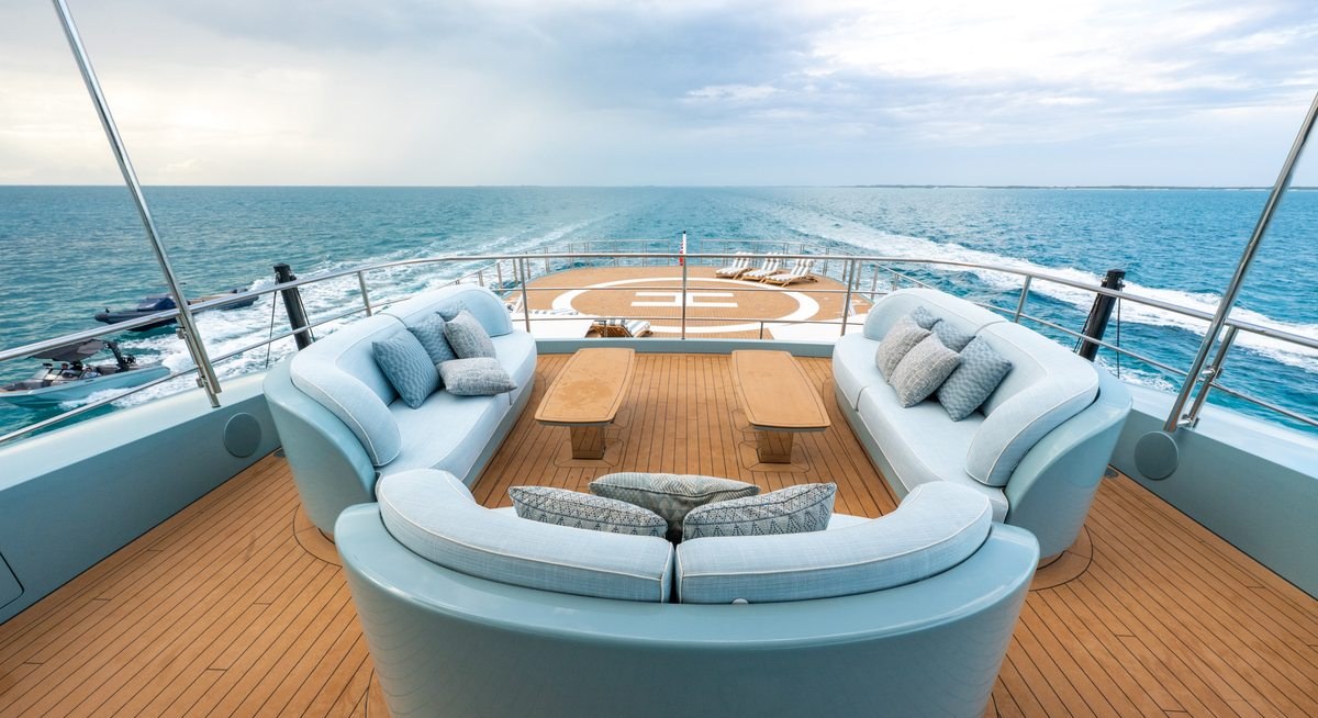 LIMERENCE yacht charter 2