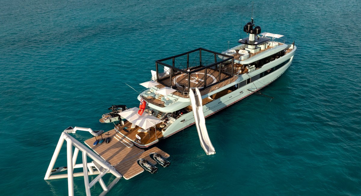 LIMERENCE yacht charter 4