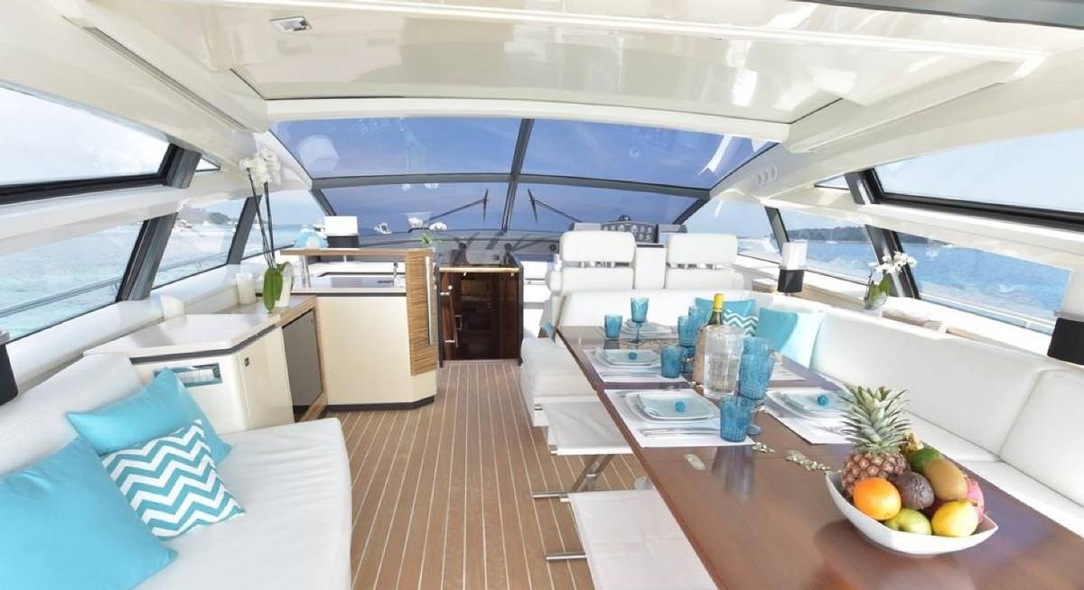 LITTLE ONE yacht charter 4