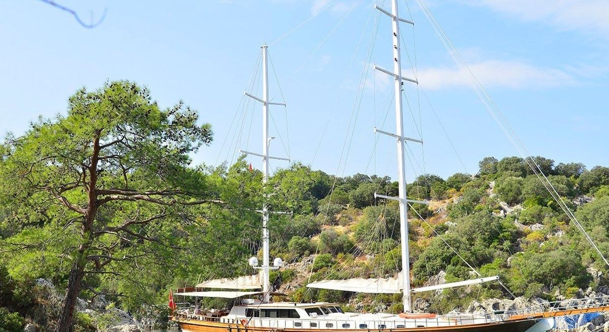 LUCE DEL MARE yacht charter 1