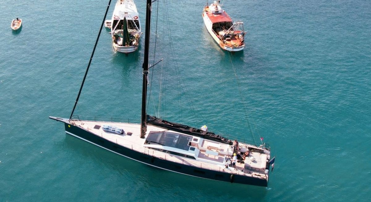 LUCE GUIDA yacht charter 2