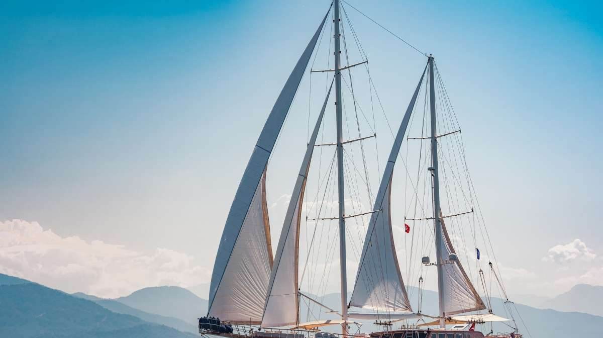 LYCIAN QUEEN yacht charter 1