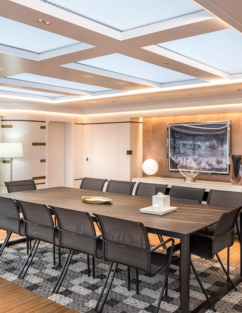 Yacht charter M55 YACHT CHARTER