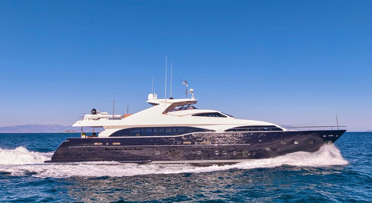 MALEN yacht charter 1