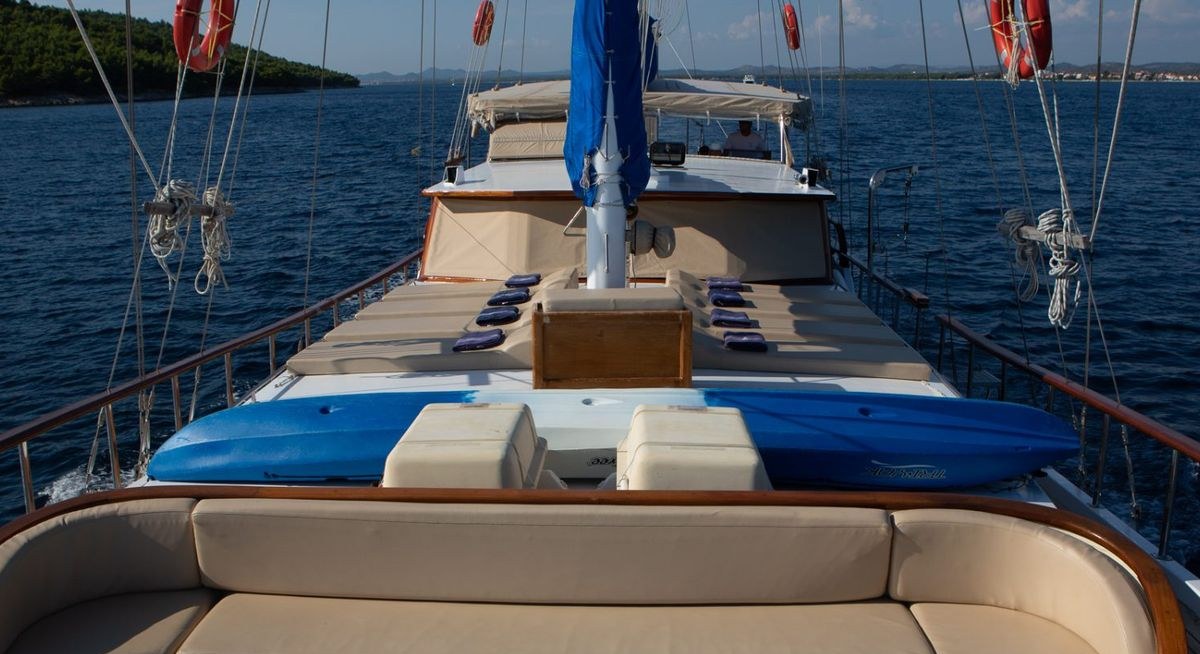 MALENA yacht charter 2