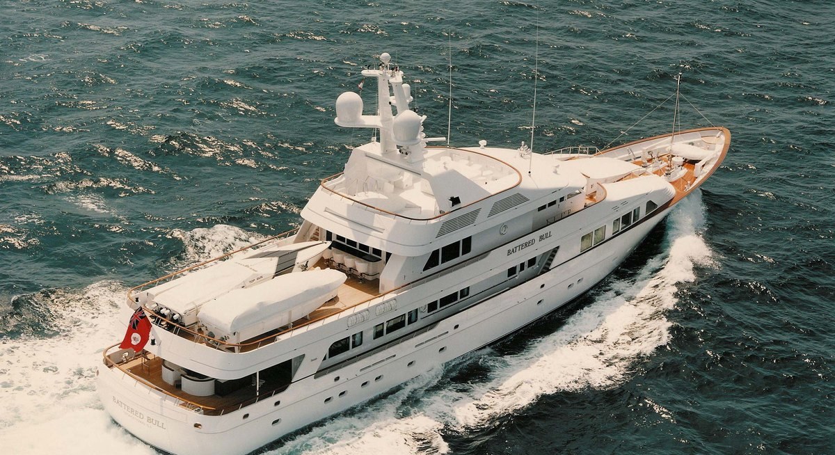 MARIA yacht charter 2