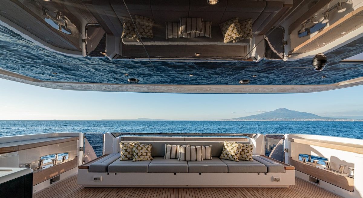 MARICAN FOREVER yacht charter 4