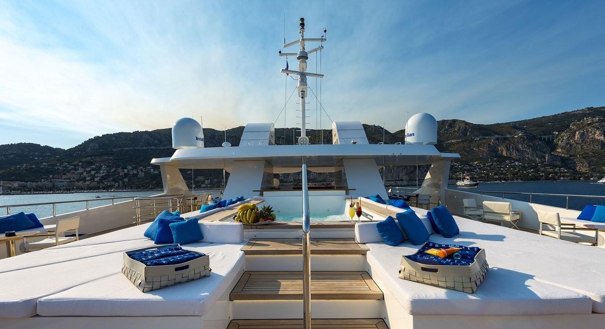 MARQUISE yacht charter 2