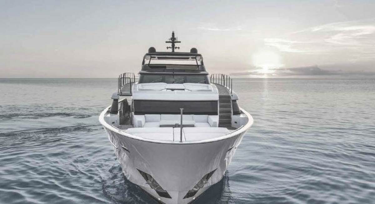MARY yacht charter 3