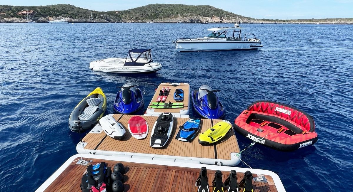 MI AMORE JULIA yacht charter 4