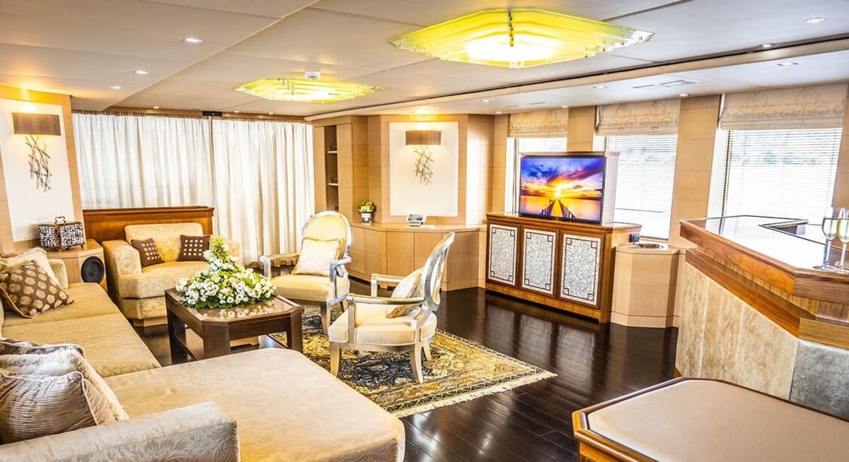 MILAYA yacht charter 2