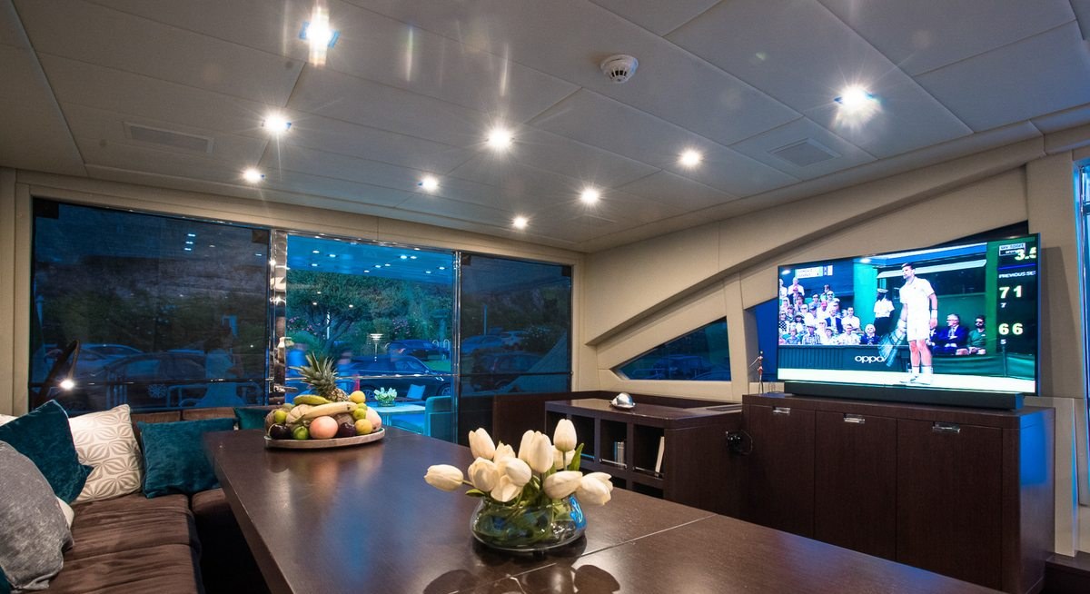 MILU II yacht charter 3