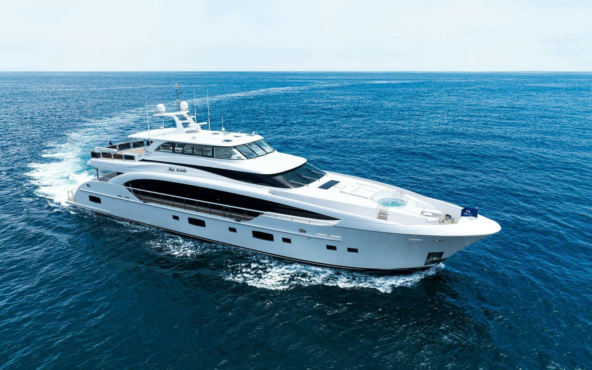تأجير يخت MISS MICHELLE YACHT CHARTER